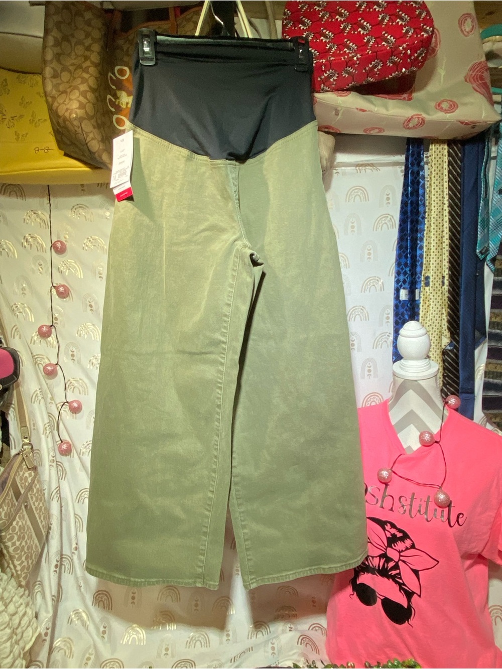 Ingrid & Isabel maternity pants